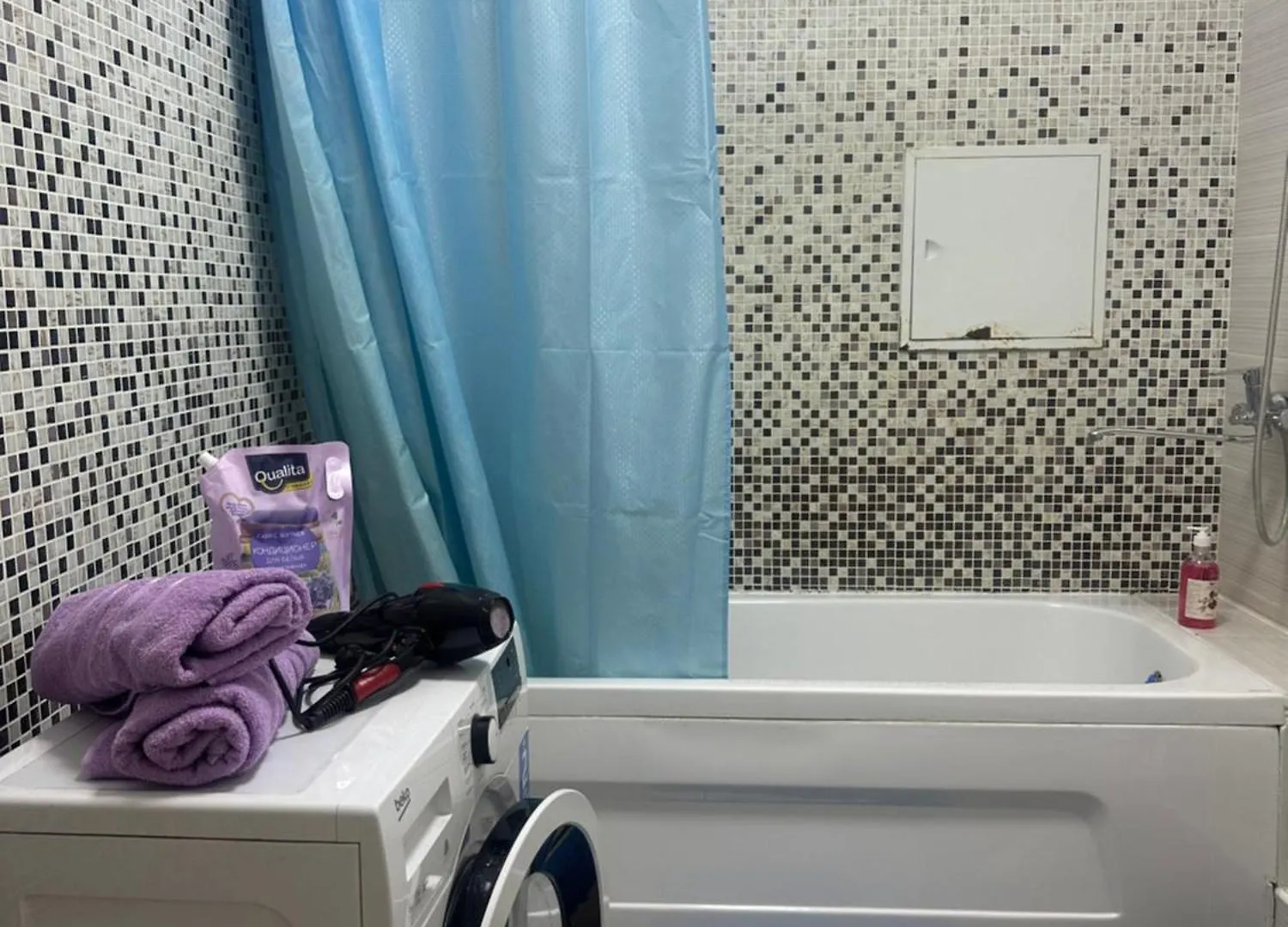 Apartment Двух Комнатная Квартира Возле Арбат Almaty